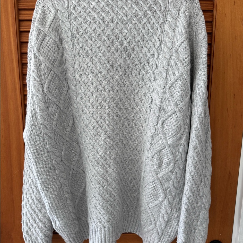 ARITZIA Sunday Best Women's Crewneck Cable Knit Wool Peggy Sweater - Picture 3 of 8